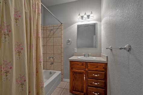 4489 E Farm To Market 120 Denison TX 75021