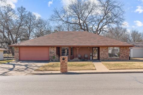 609 W Spring Street Weatherford TX 76086