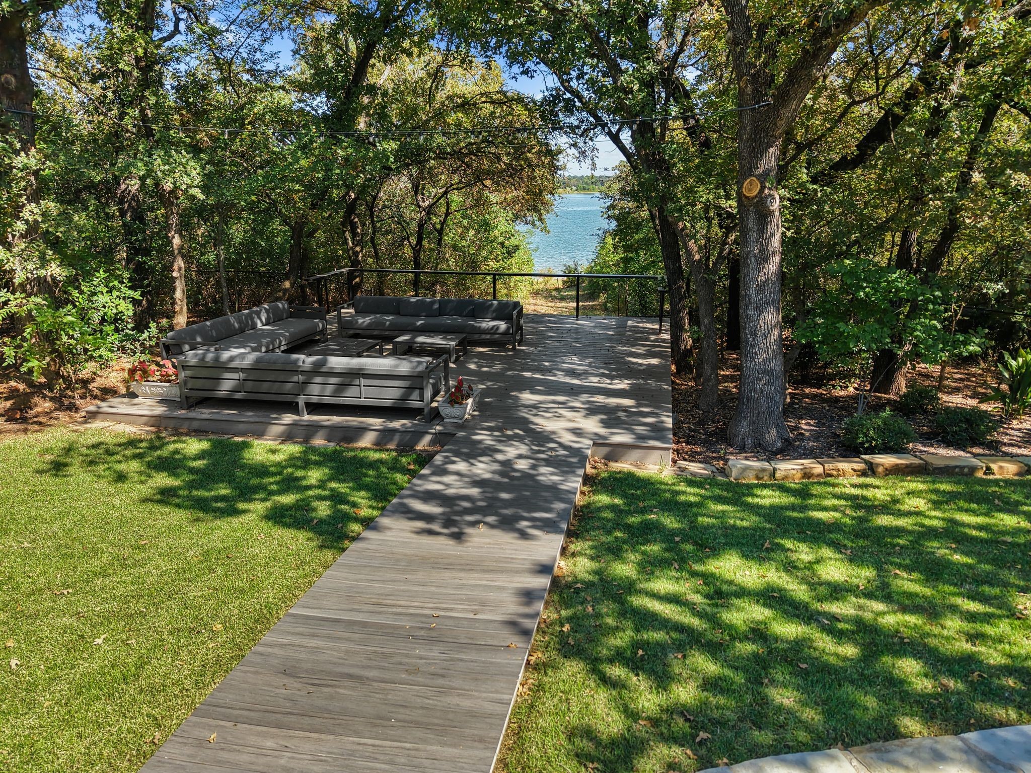 20 Horseshoe Drive Highland Village TX 75077
