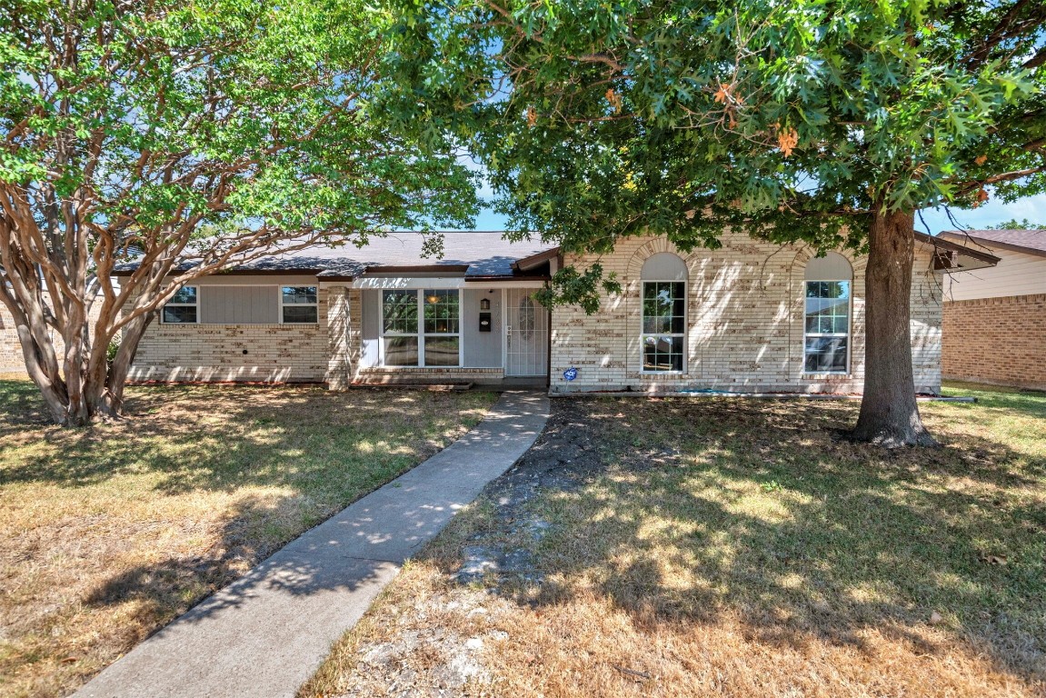 3733 Burning Tree Lane Garland TX 75042