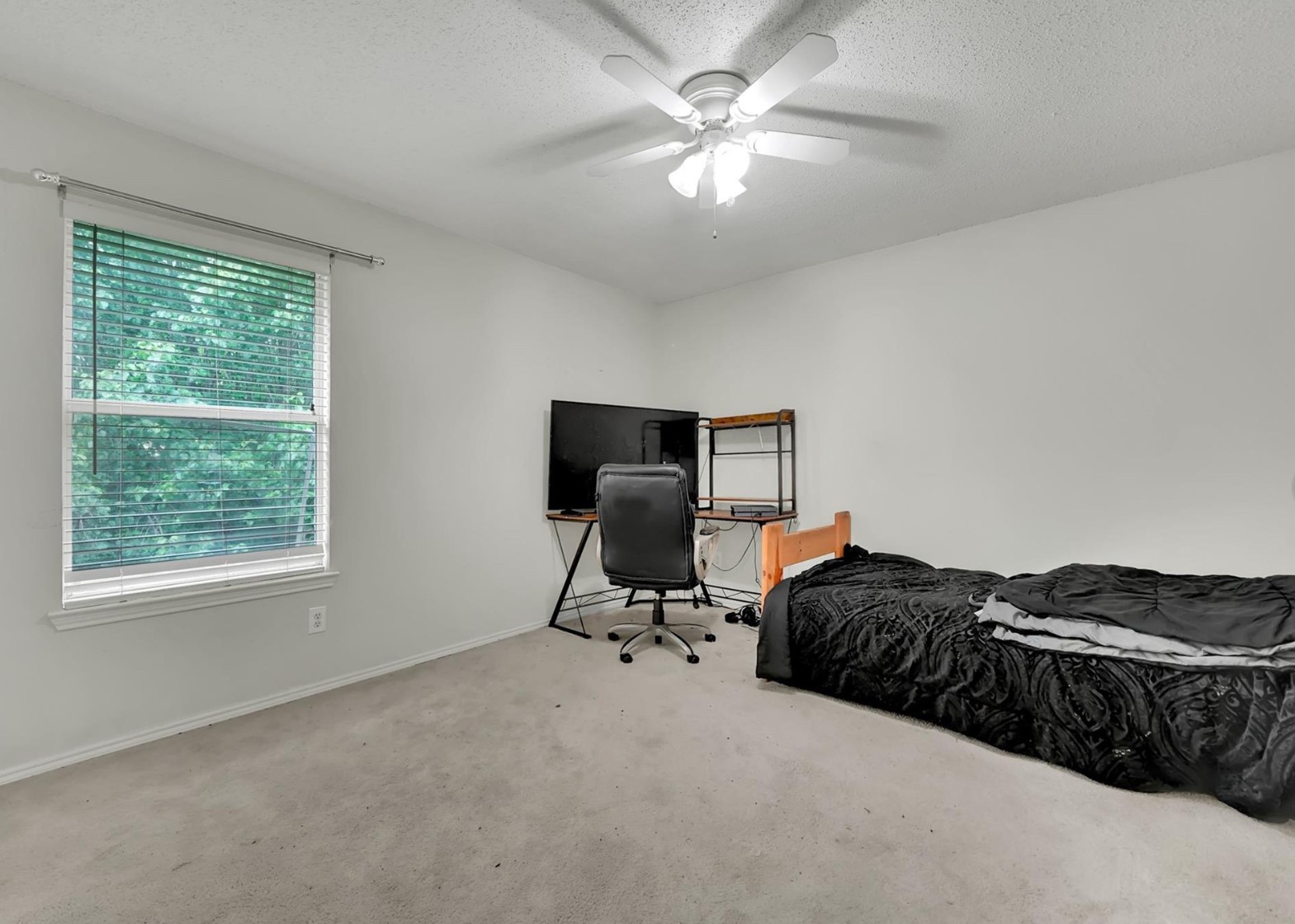 617 Crystal Brook Drive Saginaw TX 76179