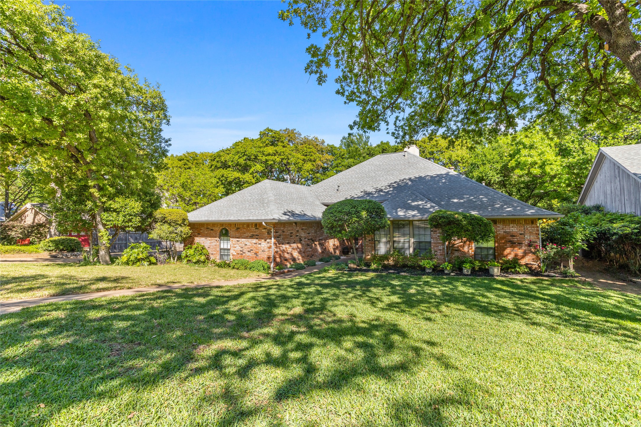 3201 Bridlegate Drive Arlington TX 76016