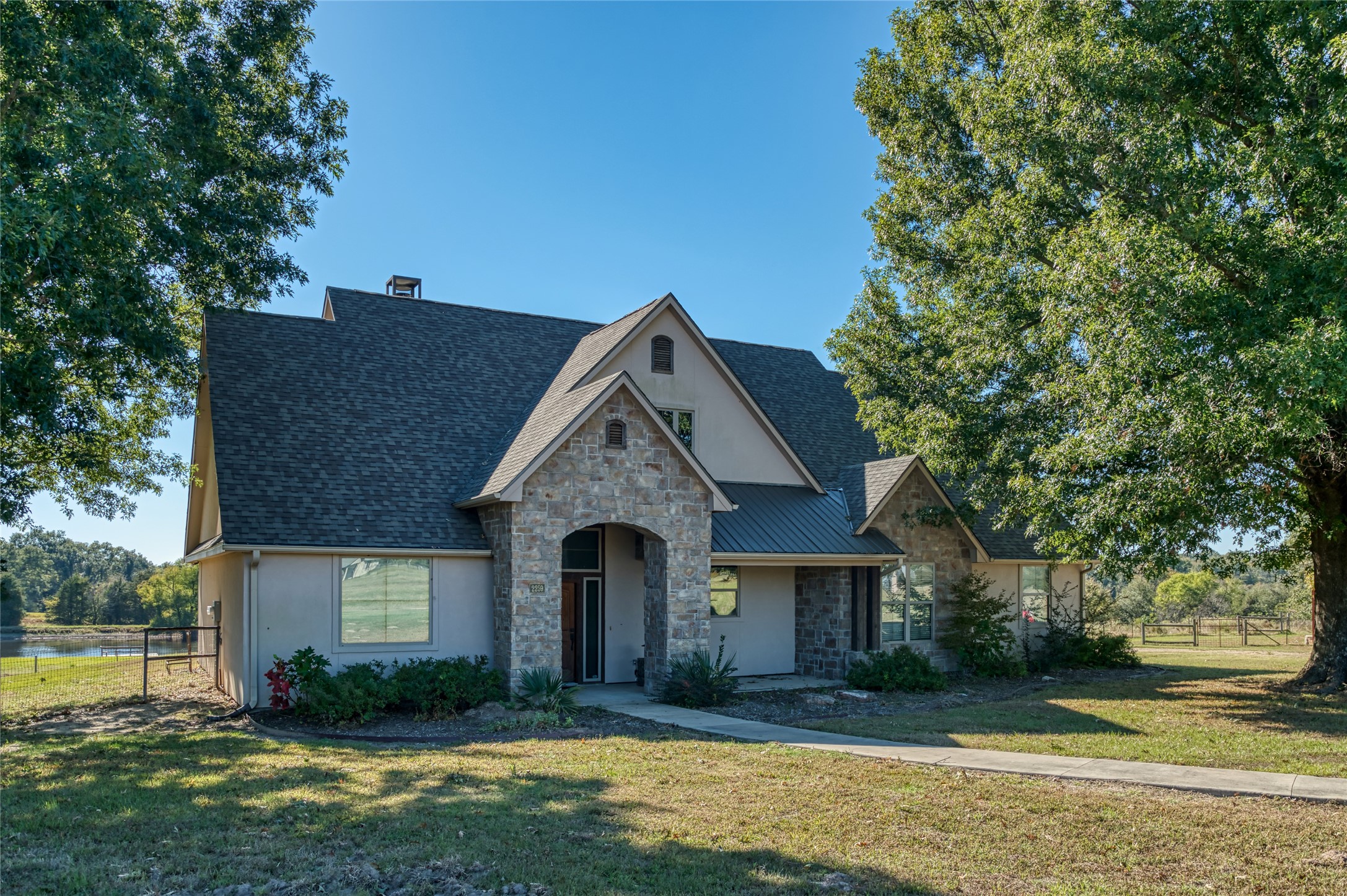 2261 State Highway 276 Emory TX 75440