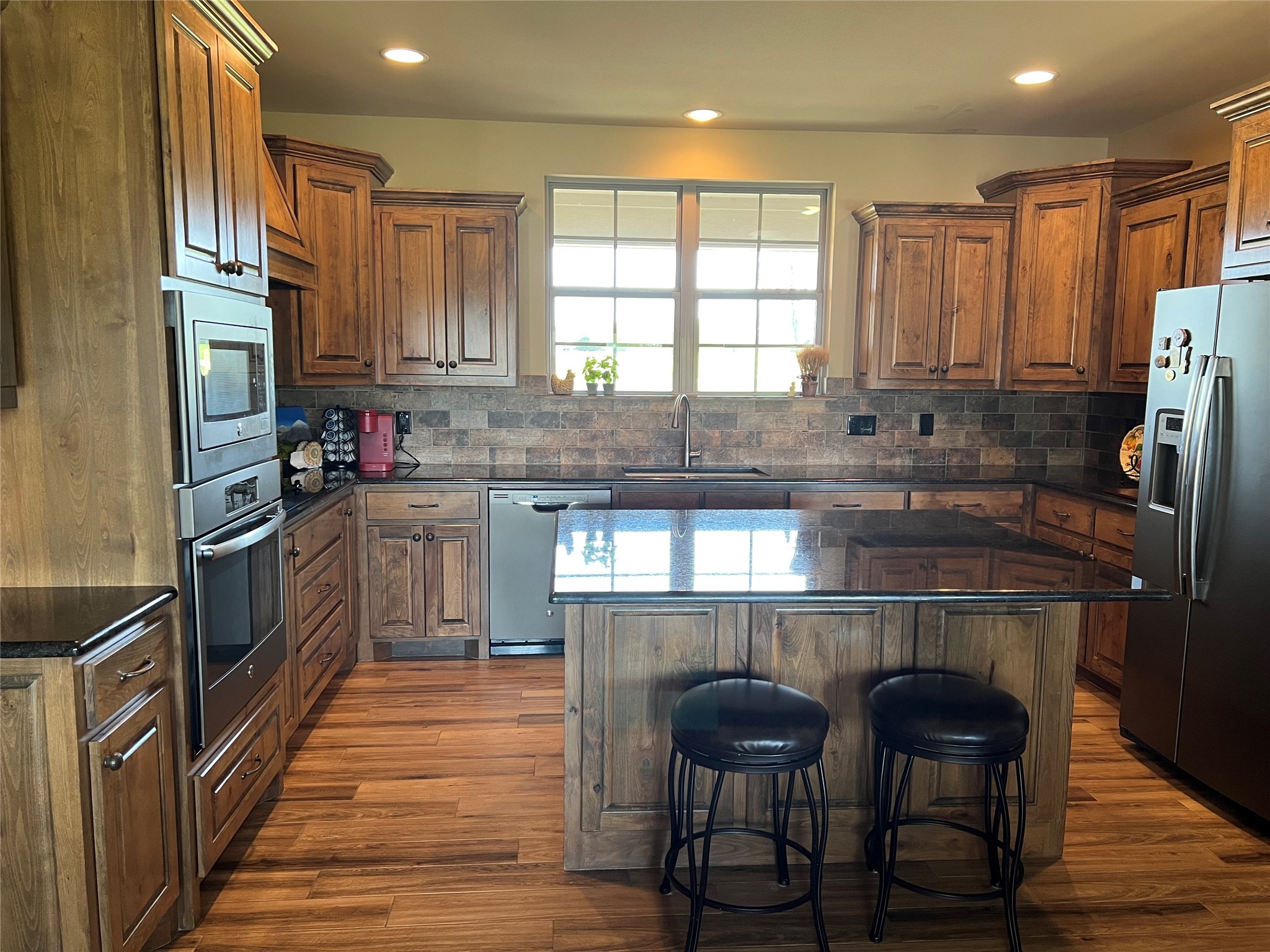 2261 State Highway 276 Emory TX 75440