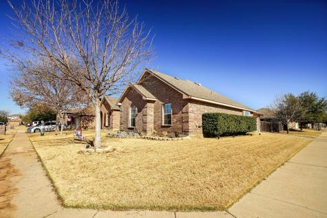 1125 New Meadow Drive Azle TX 76020