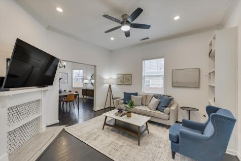 909 Elsbeth Street Dallas TX 75208