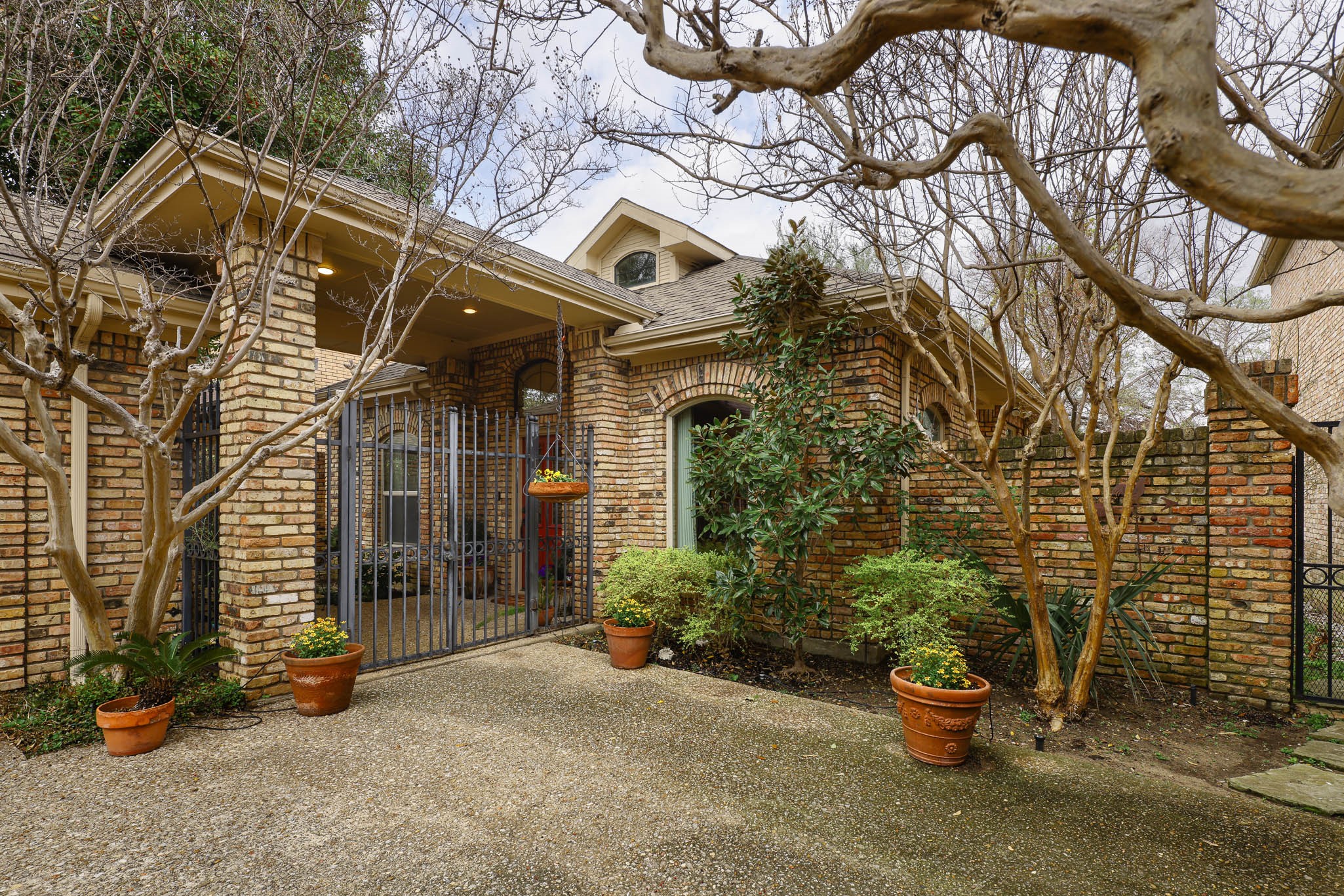 11904 Forest Lakes Lane Dallas TX 75230