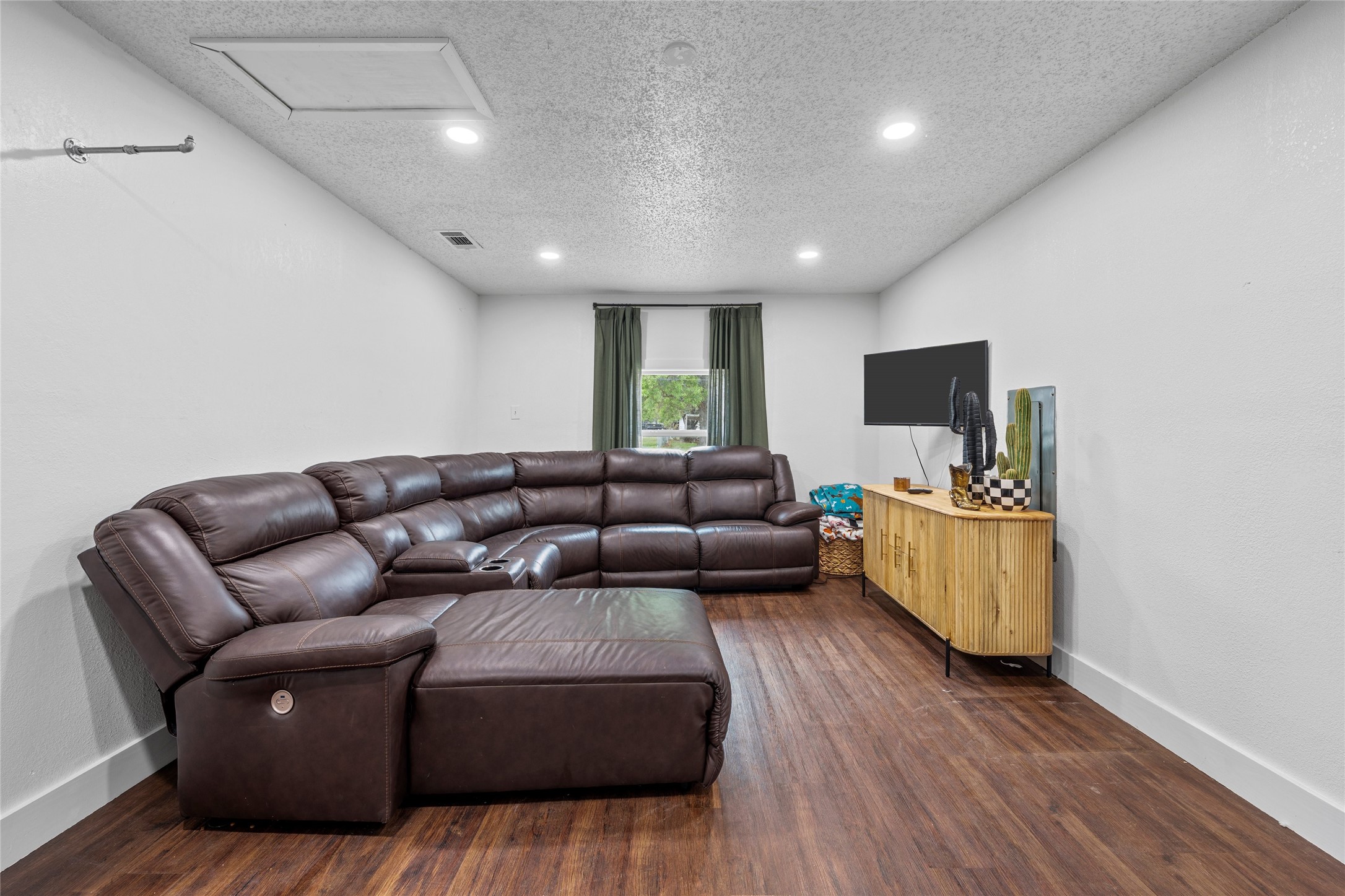 303 E Karels Drive Robinson TX 76706