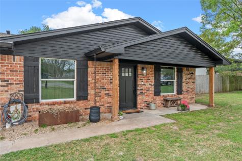 303 E Karels Drive Robinson TX 76706