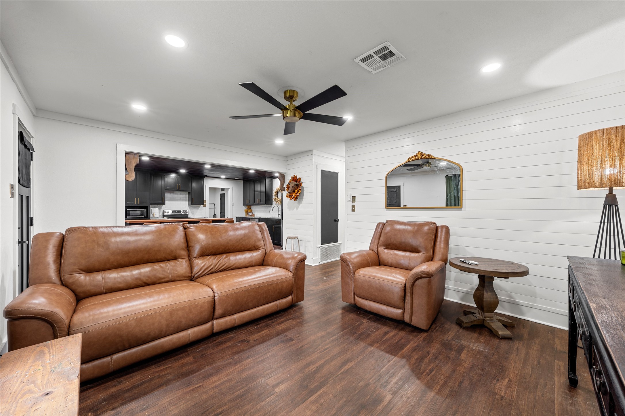 303 E Karels Drive Robinson TX 76706