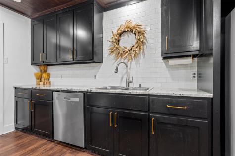 303 E Karels Drive Robinson TX 76706