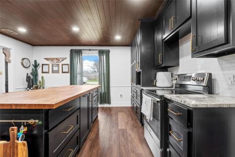 303 E Karels Drive Robinson TX 76706