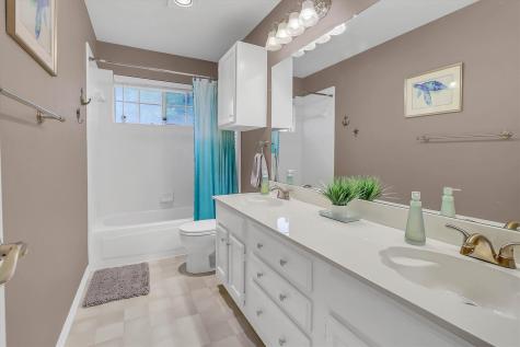 1900 Golden Trail Carrollton TX 75010