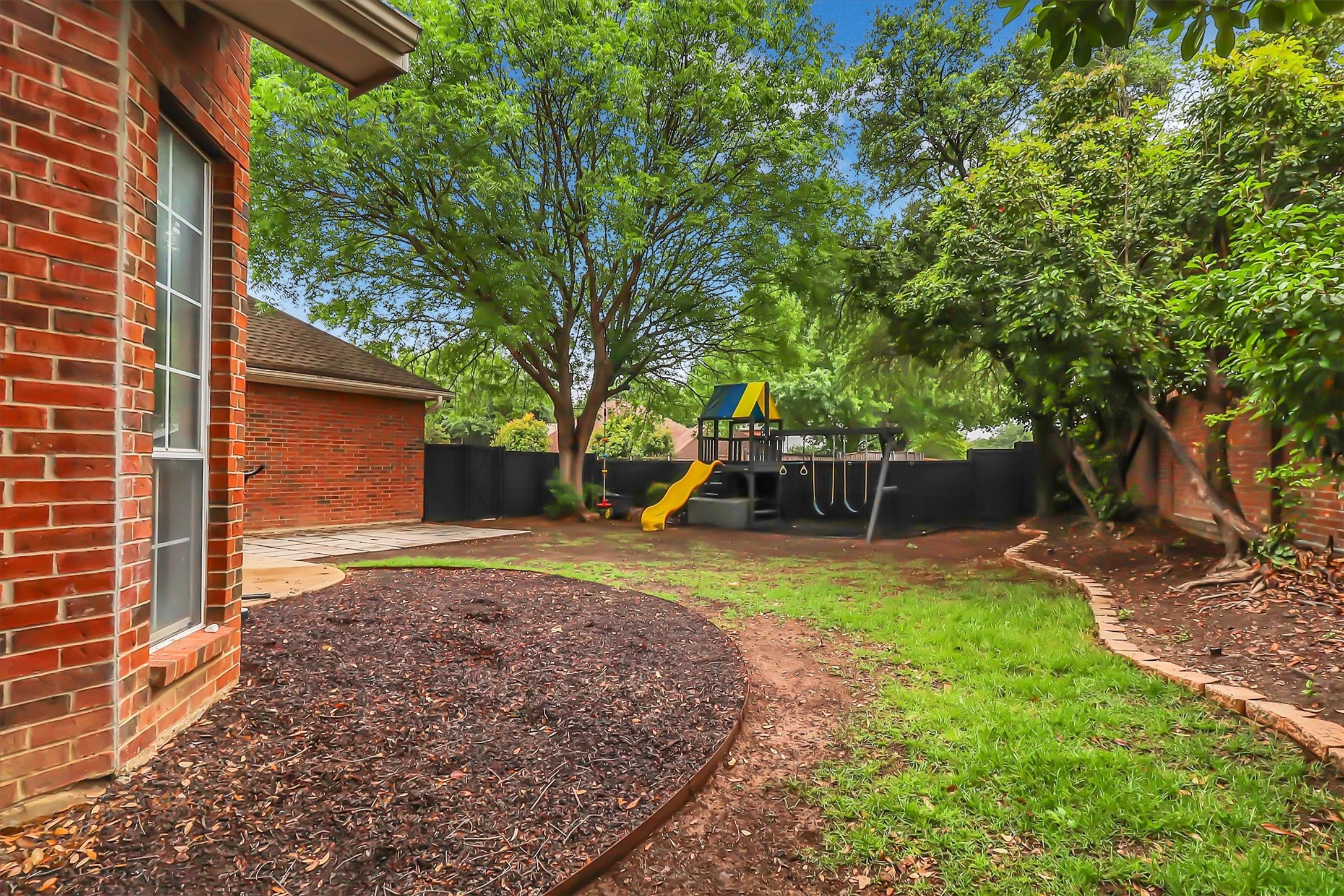 1900 Golden Trail Carrollton TX 75010