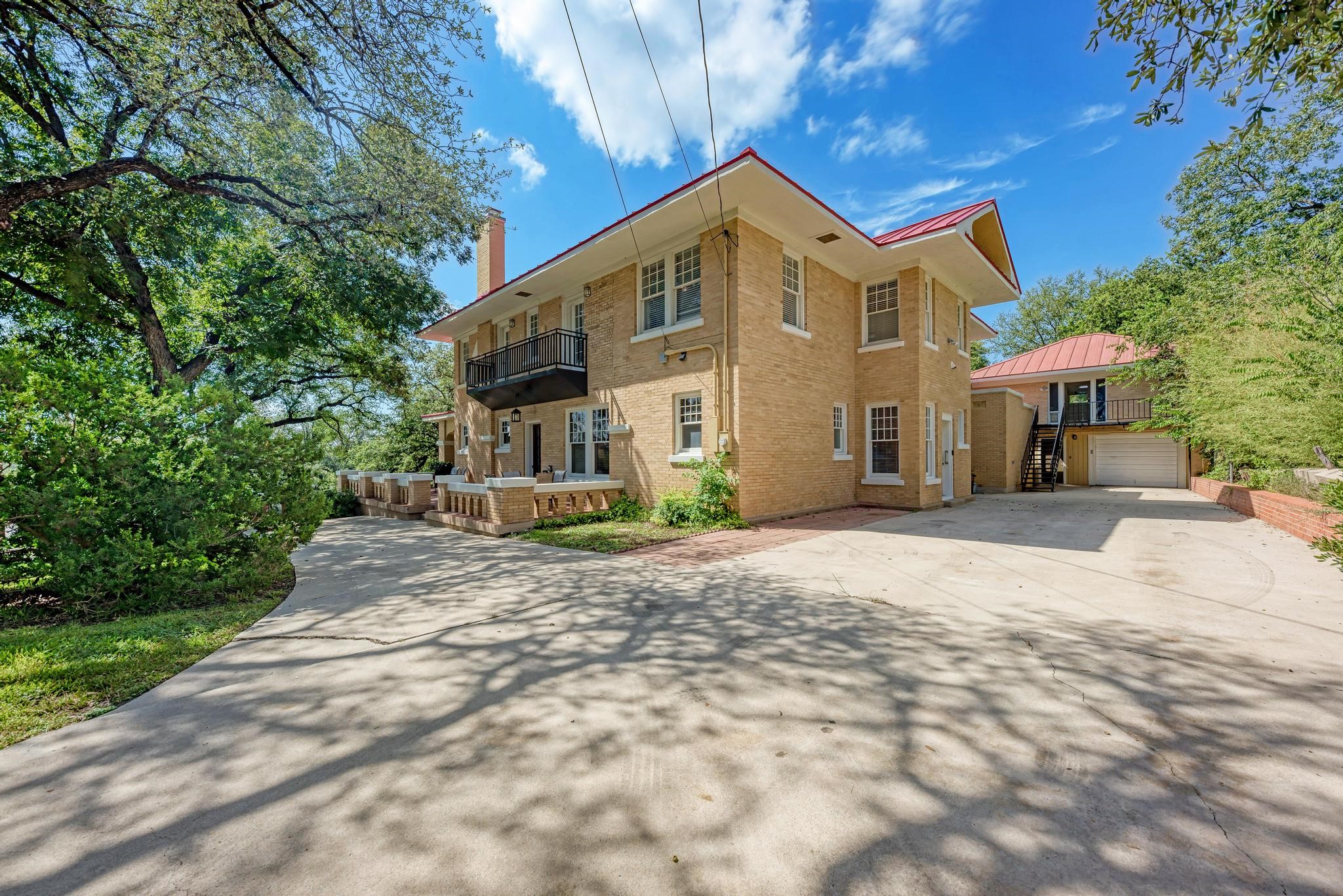 401 W 4th Street Lampasas TX 76550