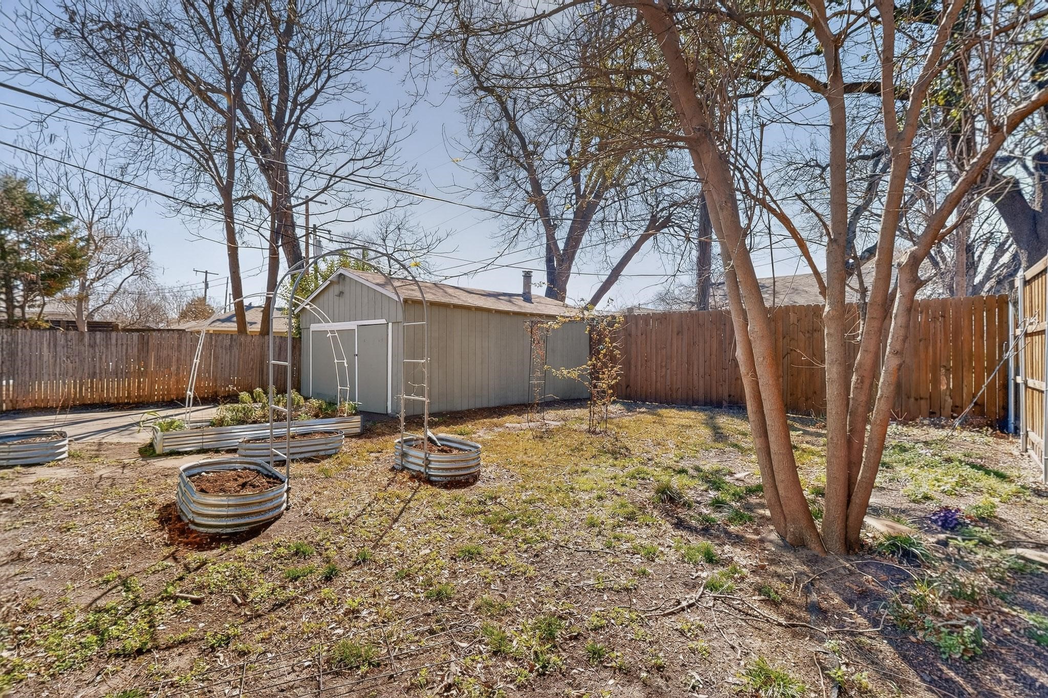 719 Dumont Street Dallas TX 75214