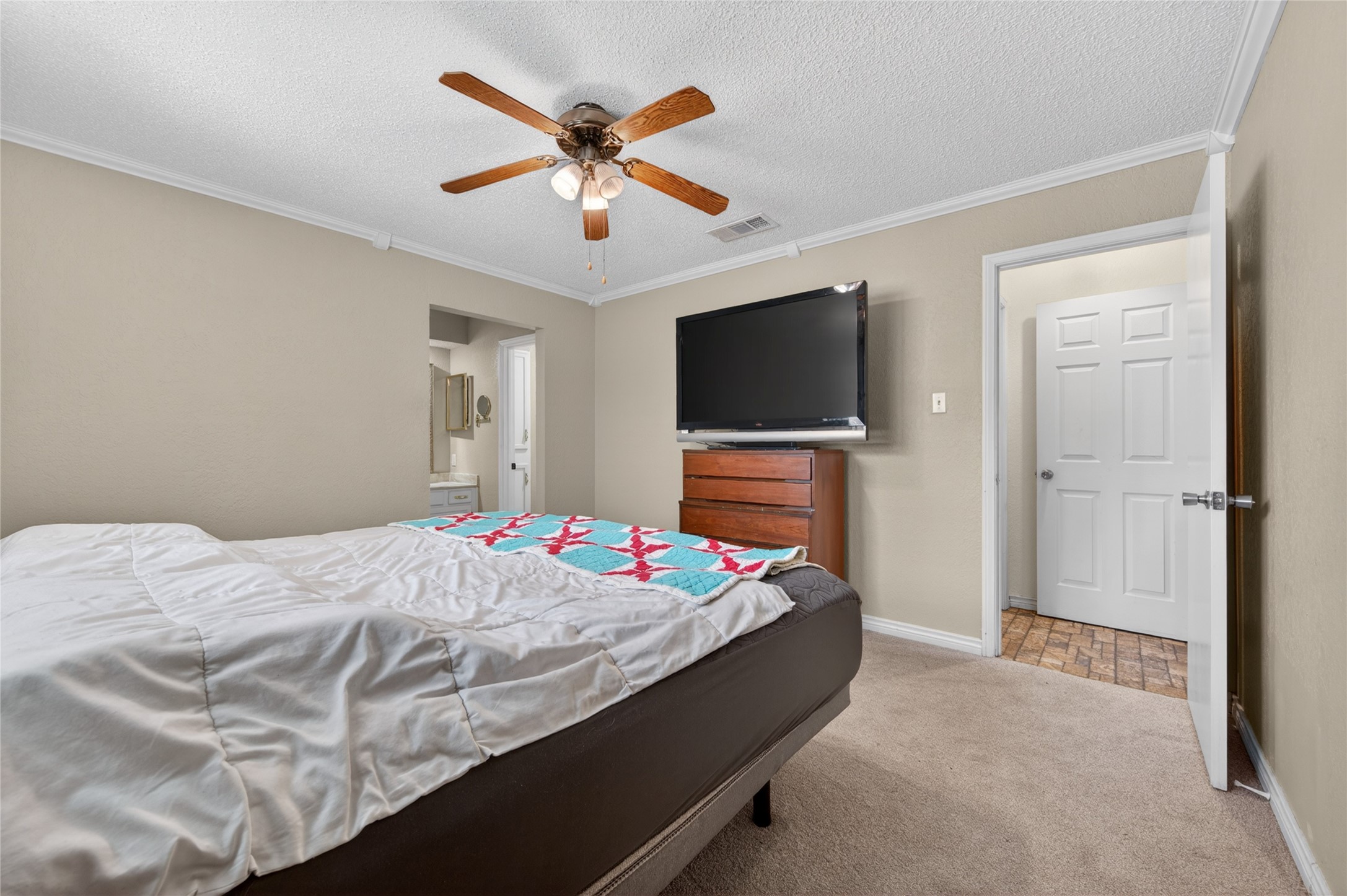 3009 Richwood Circle Bedford TX 76021