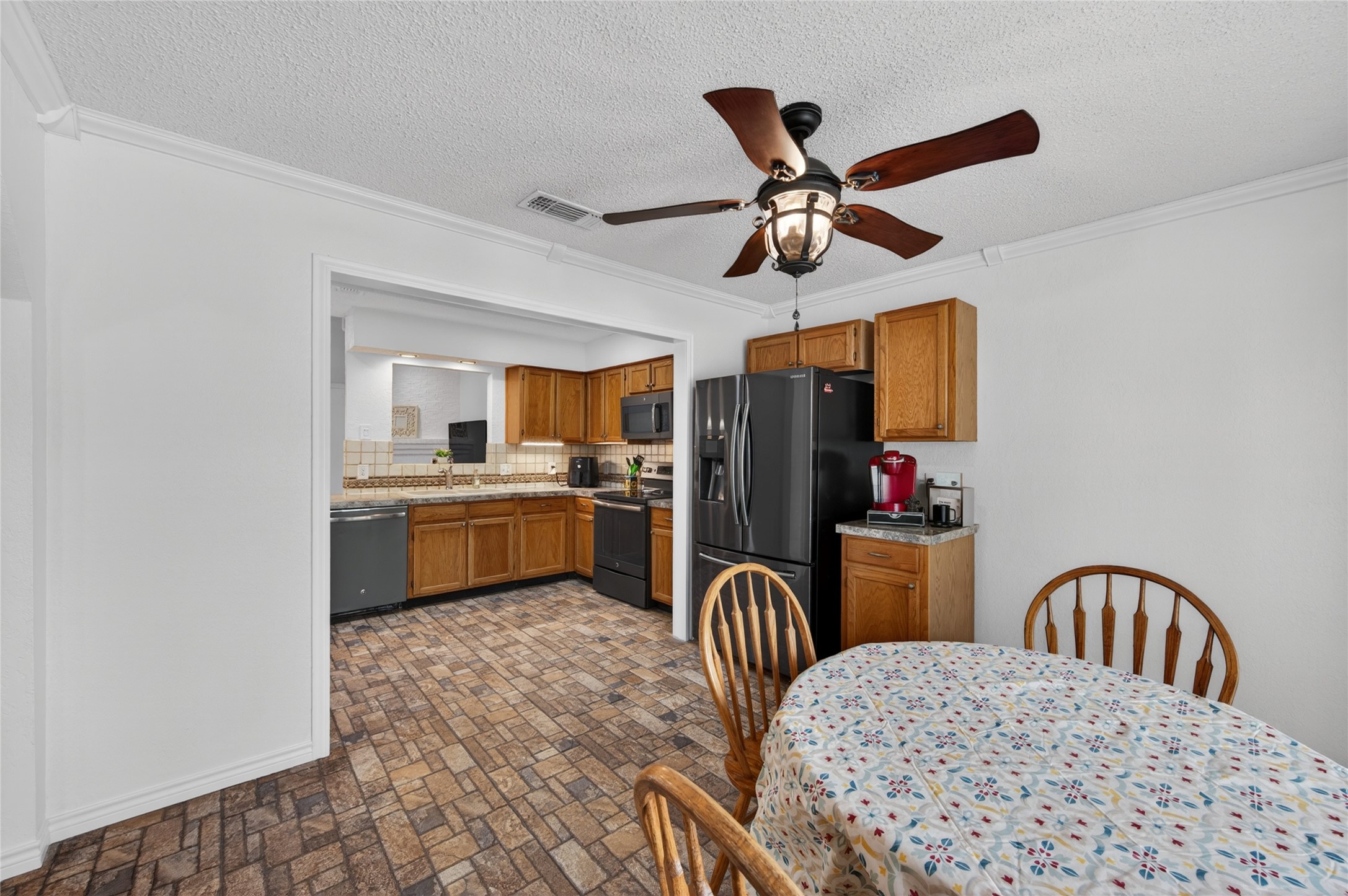 3009 Richwood Circle Bedford TX 76021