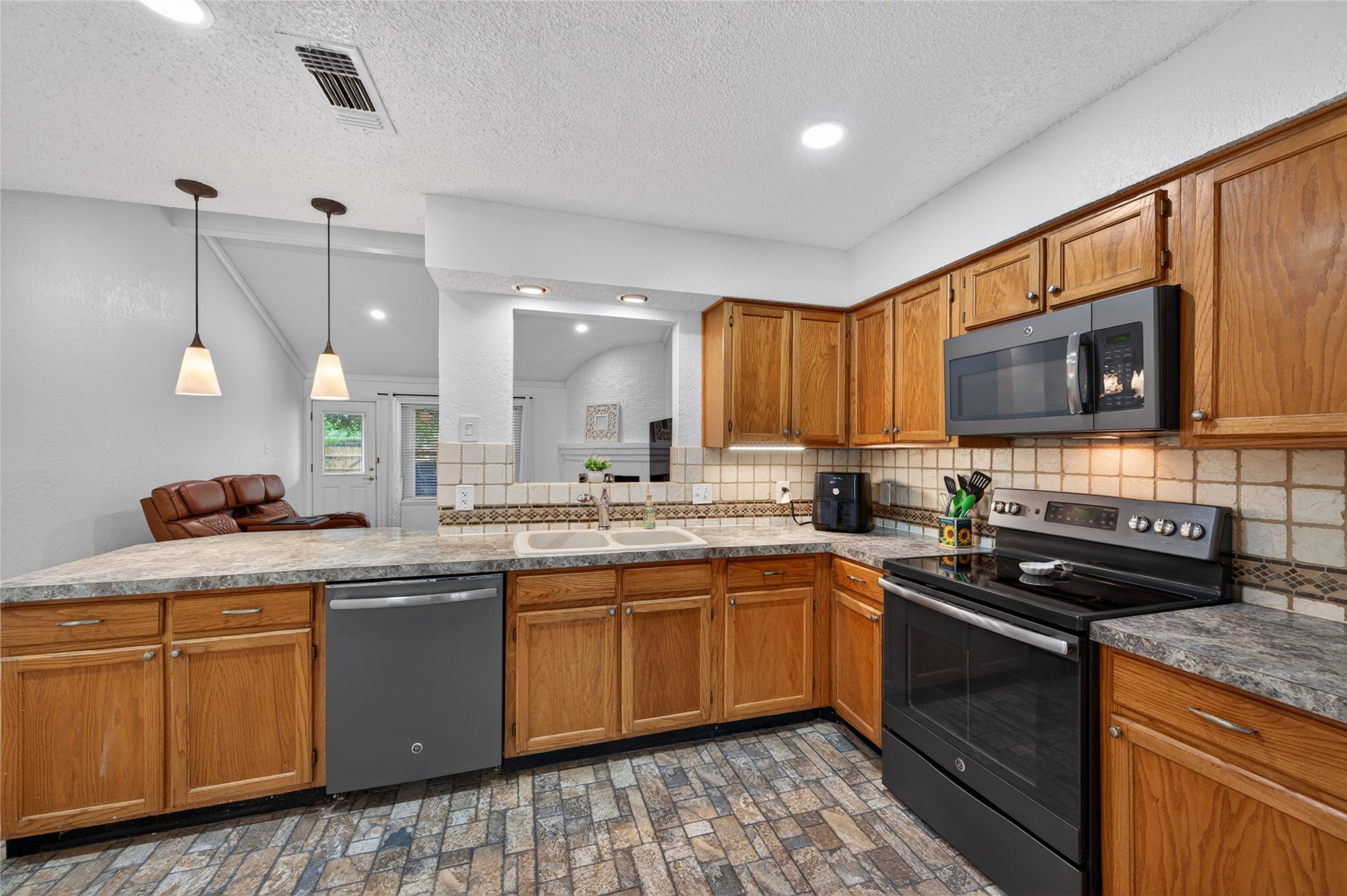 3009 Richwood Circle Bedford TX 76021