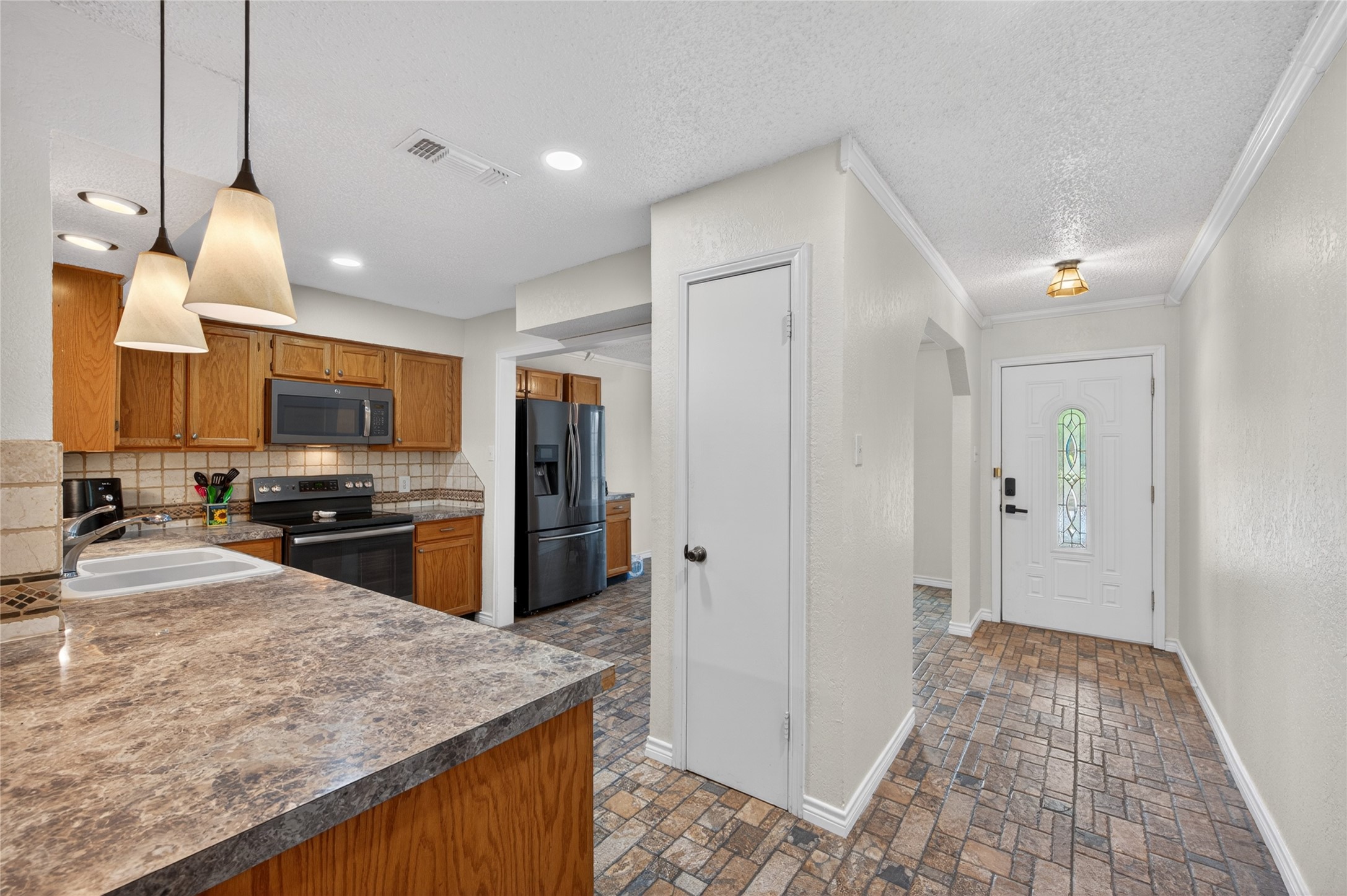 3009 Richwood Circle Bedford TX 76021