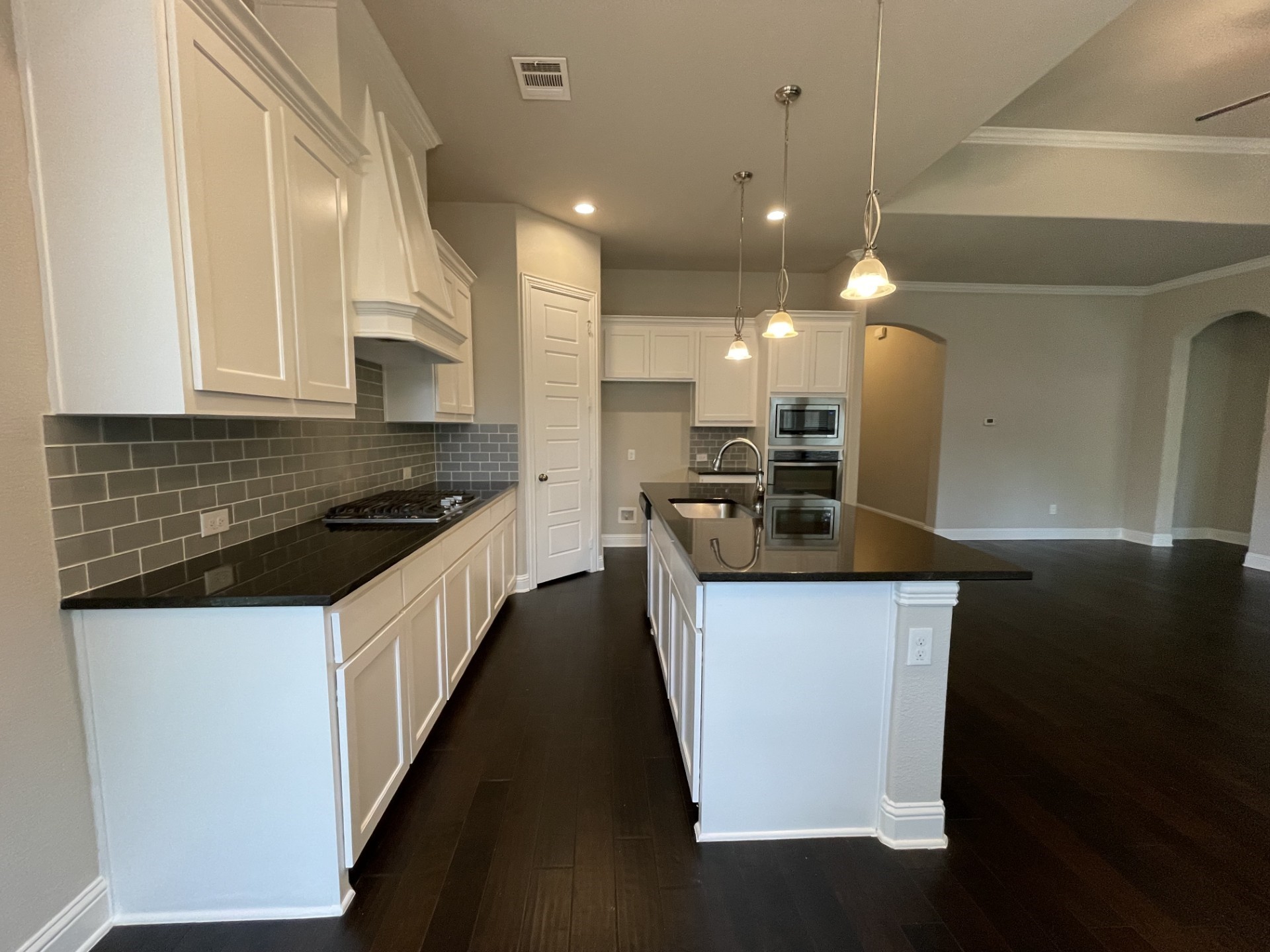 4500 Moores Landing Arlington TX 76016