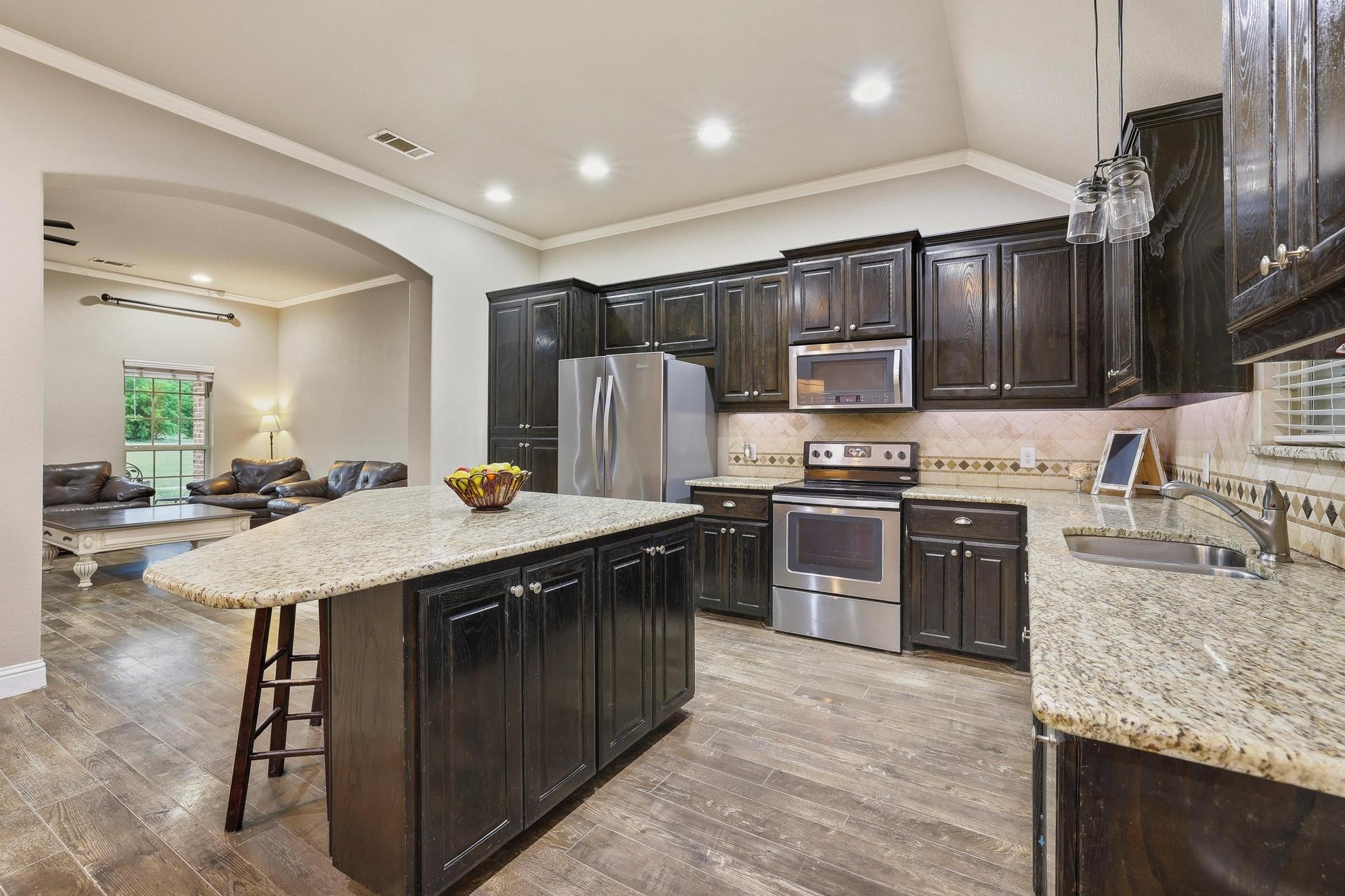 460 County Road 4421 Trenton TX 75490