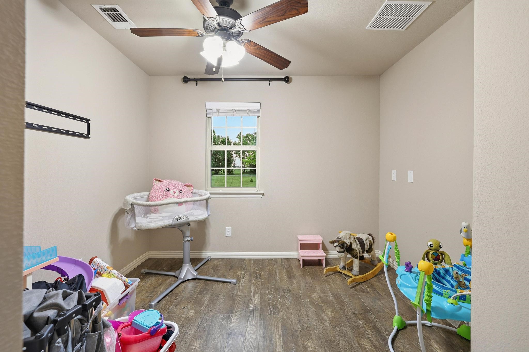 460 County Road 4421 Trenton TX 75490