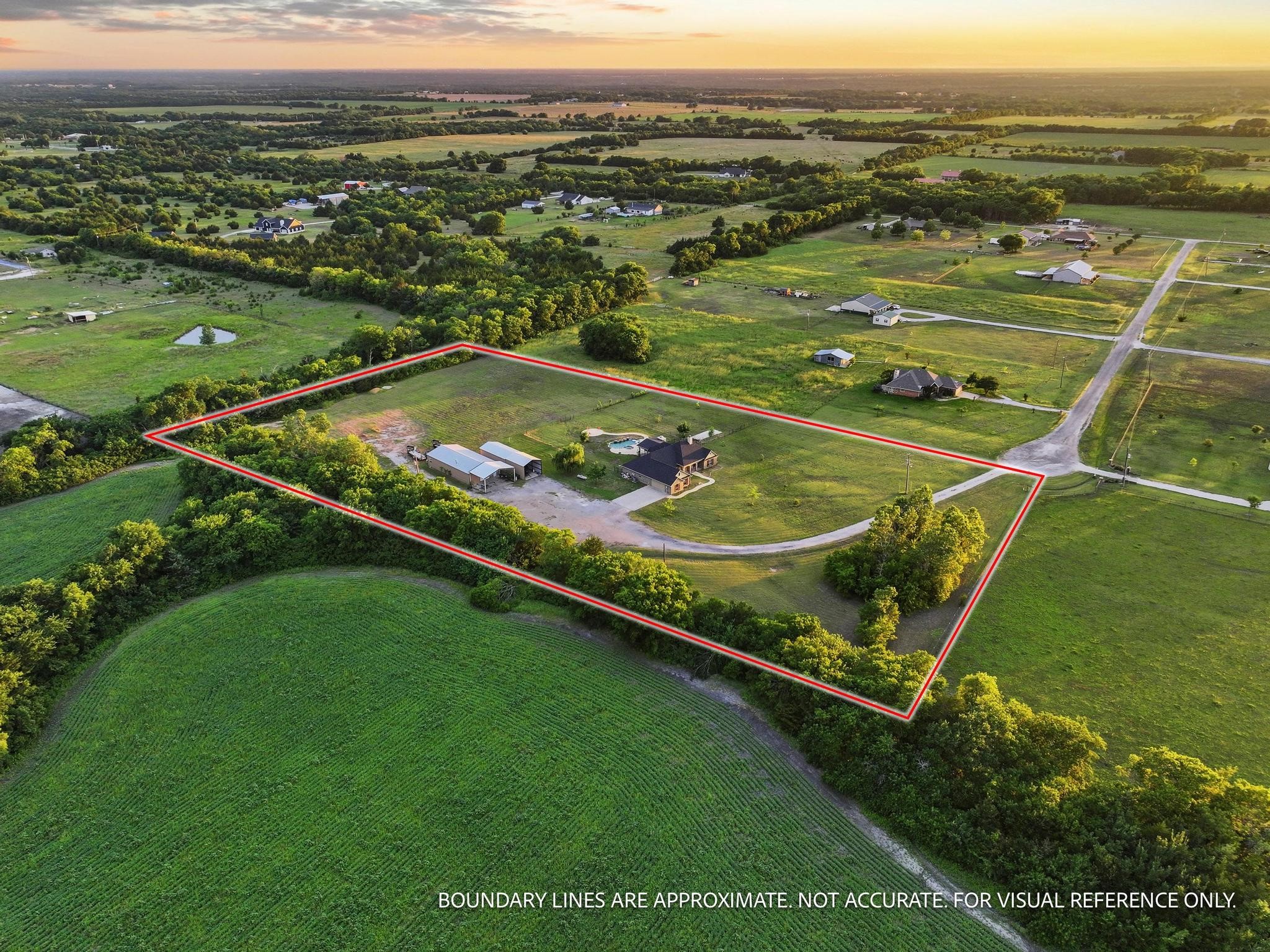 460 County Road 4421 Trenton TX 75490