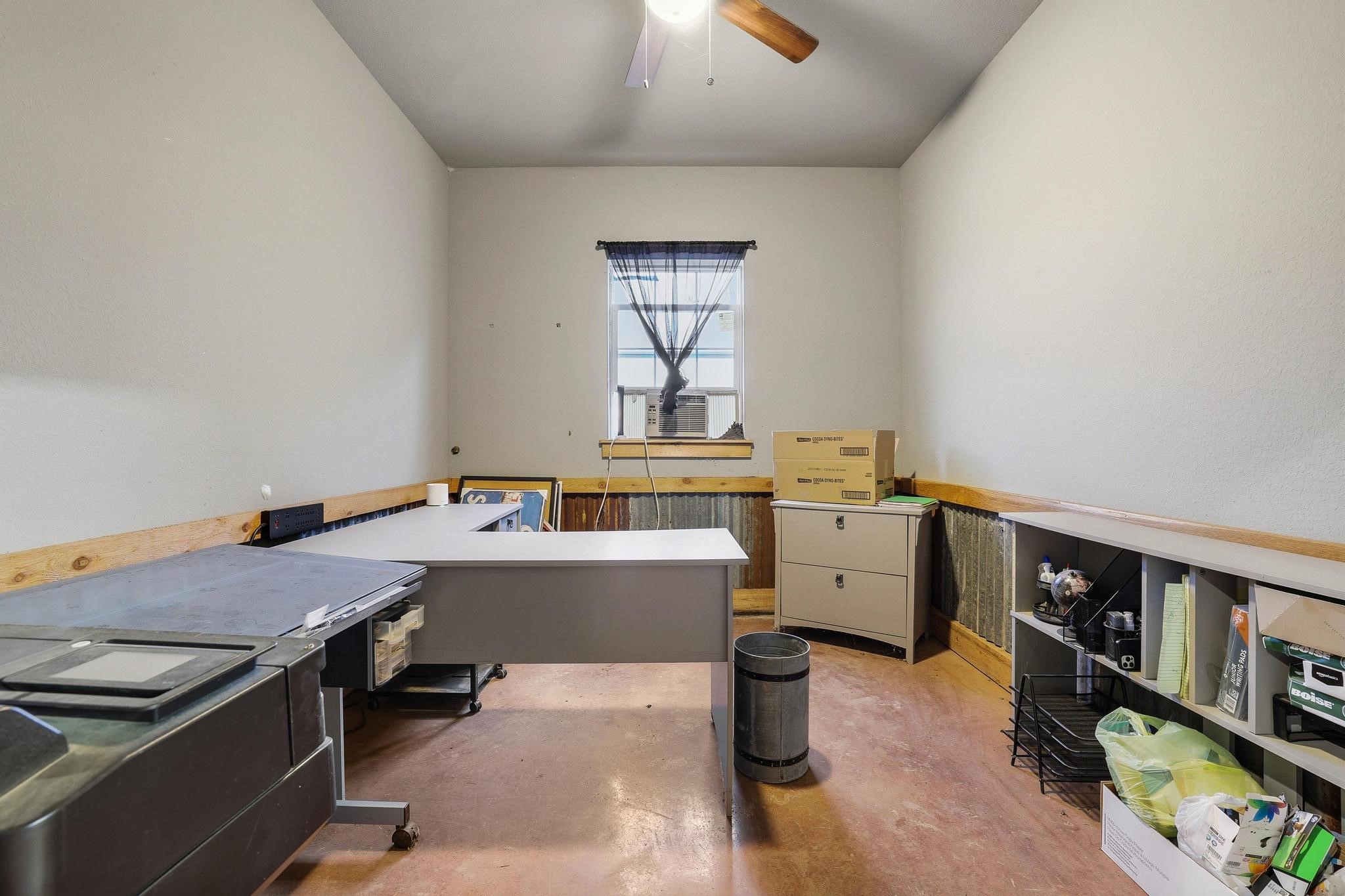 460 County Road 4421 Trenton TX 75490