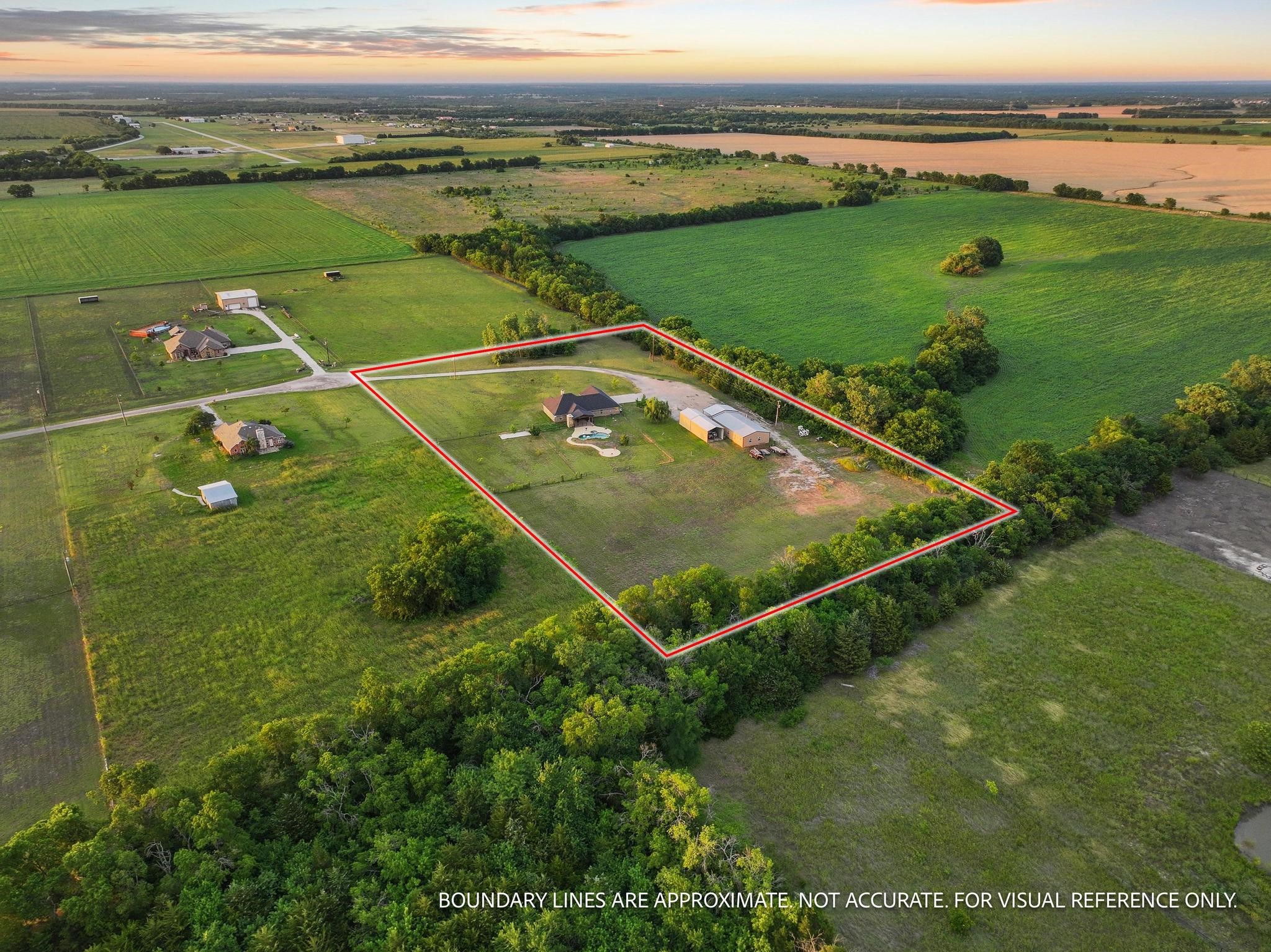 460 County Road 4421 Trenton TX 75490