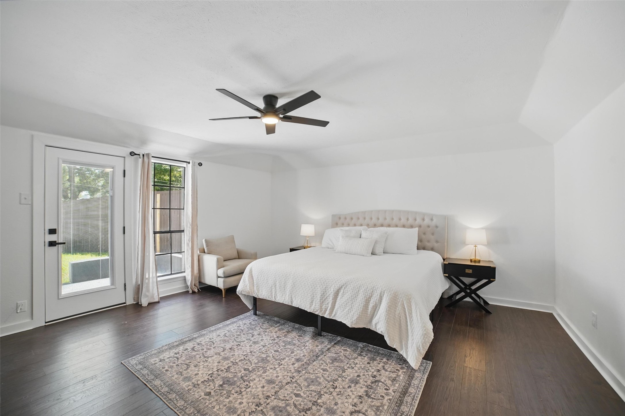5332 Everglade Road Dallas TX 75227