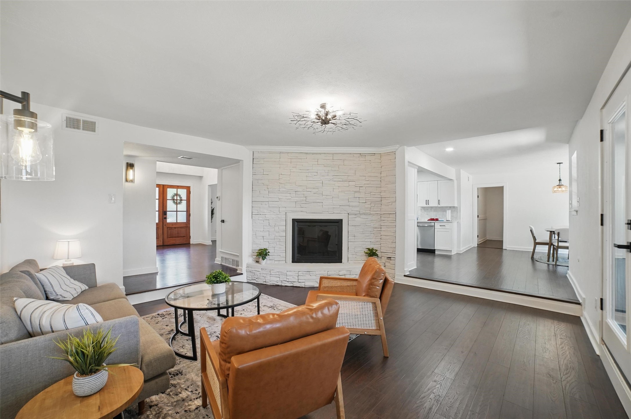 5332 Everglade Road Dallas TX 75227