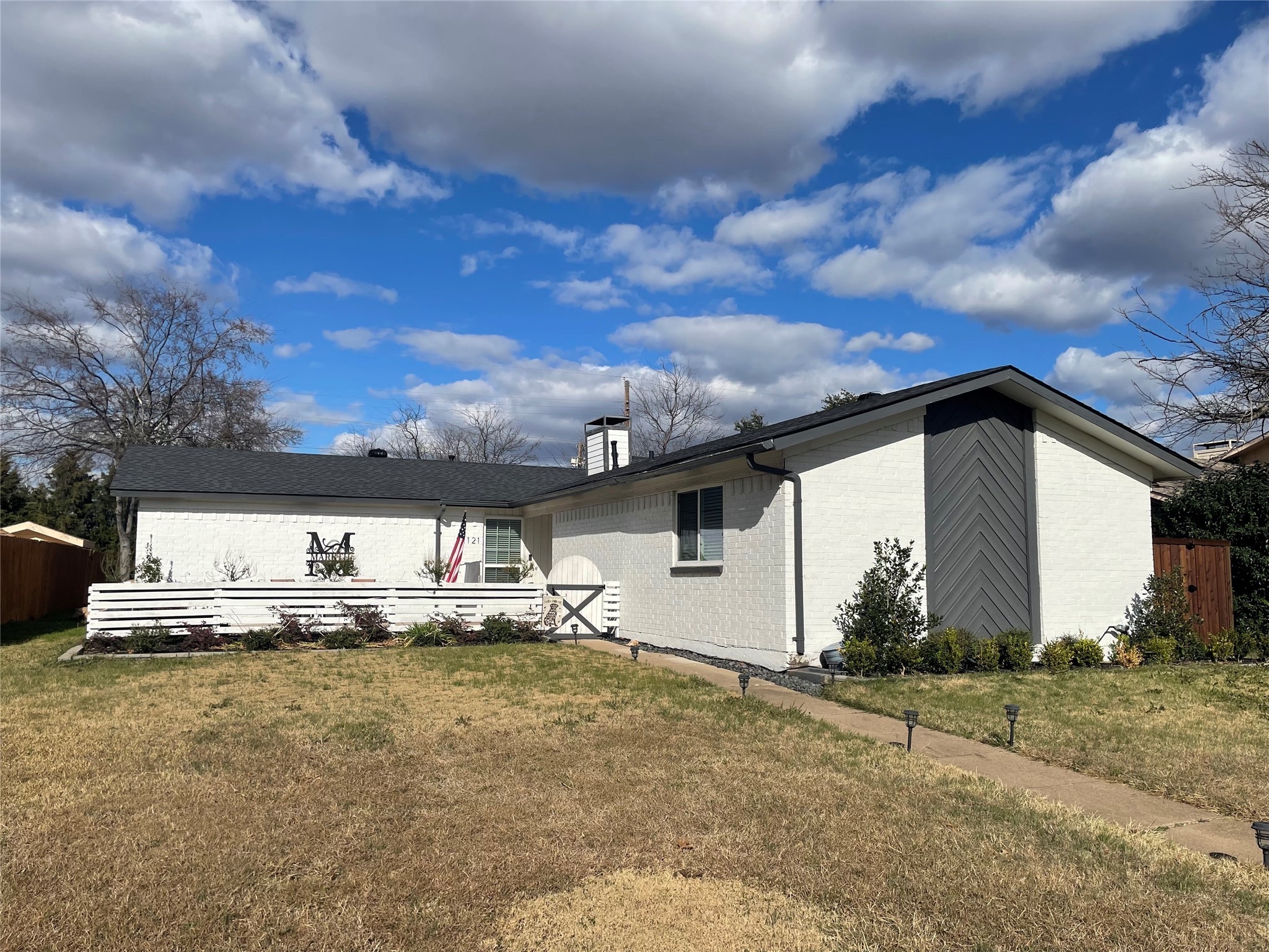 1121 Midway Drive Richardson TX 75081