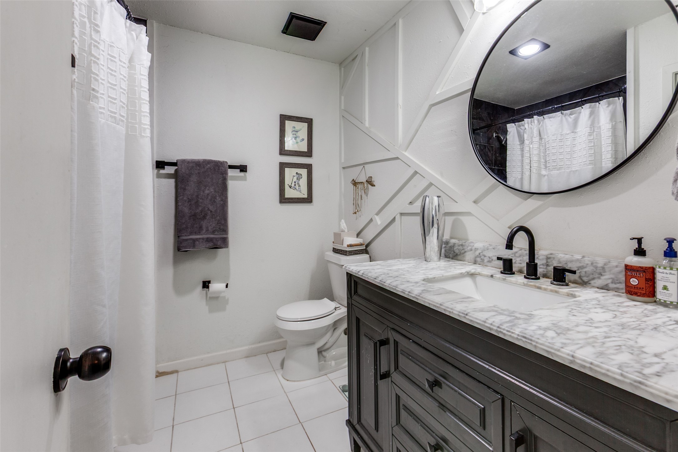 1121 Midway Drive Richardson TX 75081