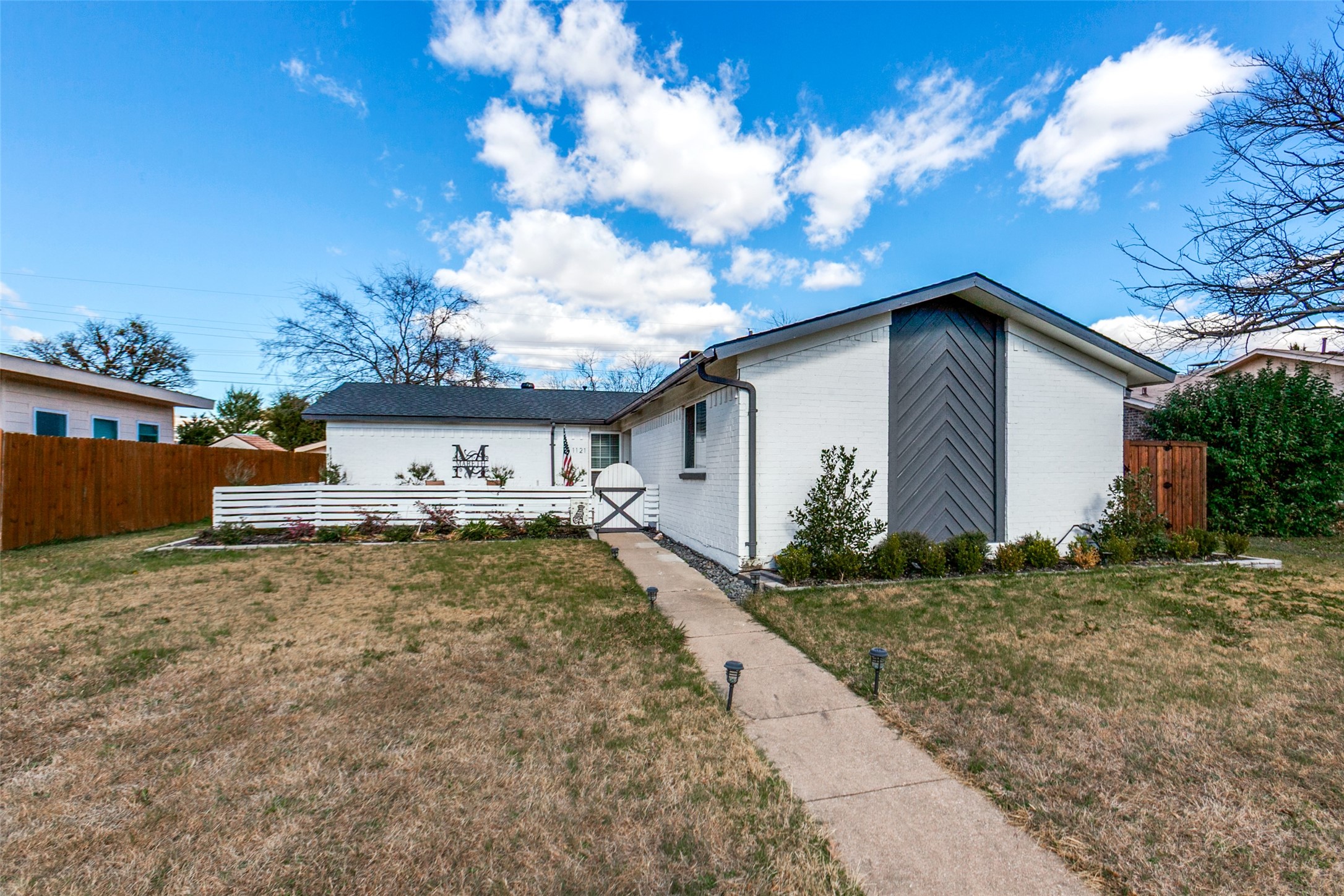 1121 Midway Drive Richardson TX 75081