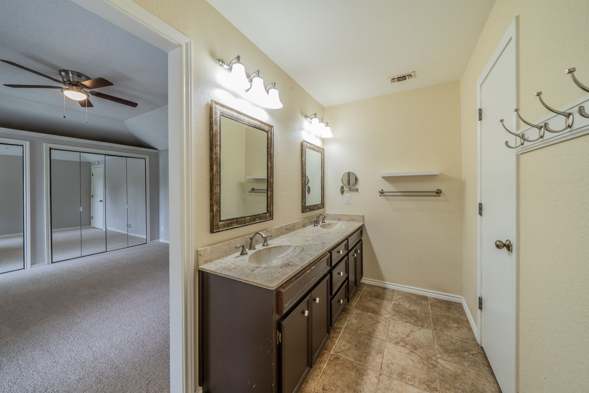 1605 Brighton Drive Carrollton TX 75007