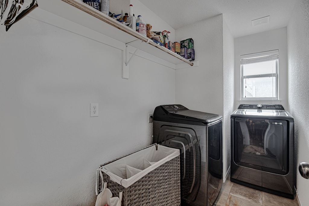 729 Tanglewood Burleson TX 76028