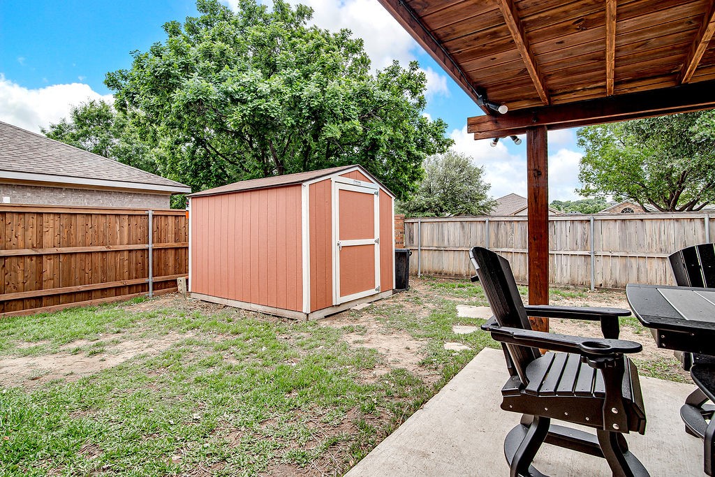 729 Tanglewood Burleson TX 76028