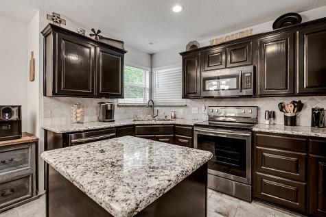 729 Tanglewood Burleson TX 76028