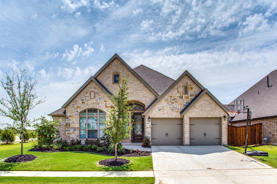 1312 Bluestem Drive Aubrey TX 76227