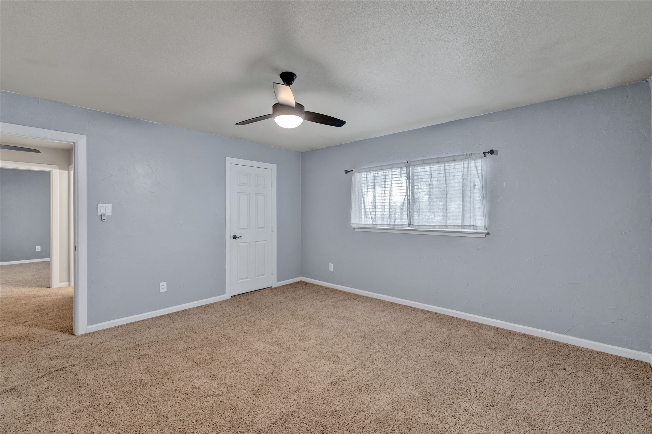 513 Harrington Lane Euless TX 76039