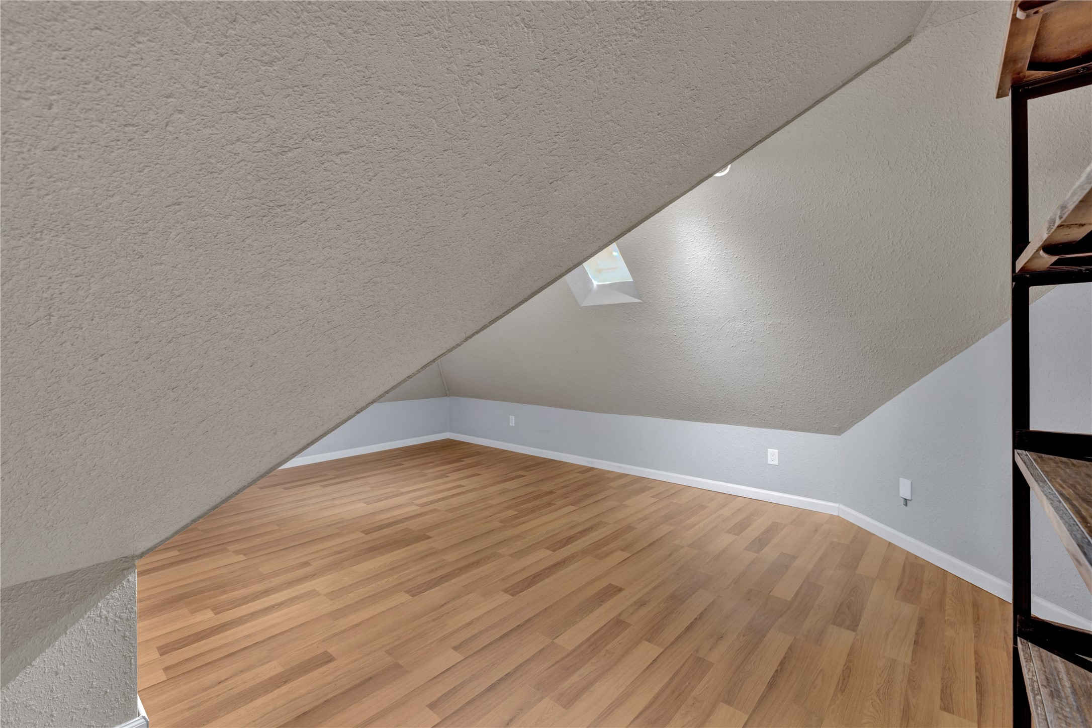 513 Harrington Lane Euless TX 76039