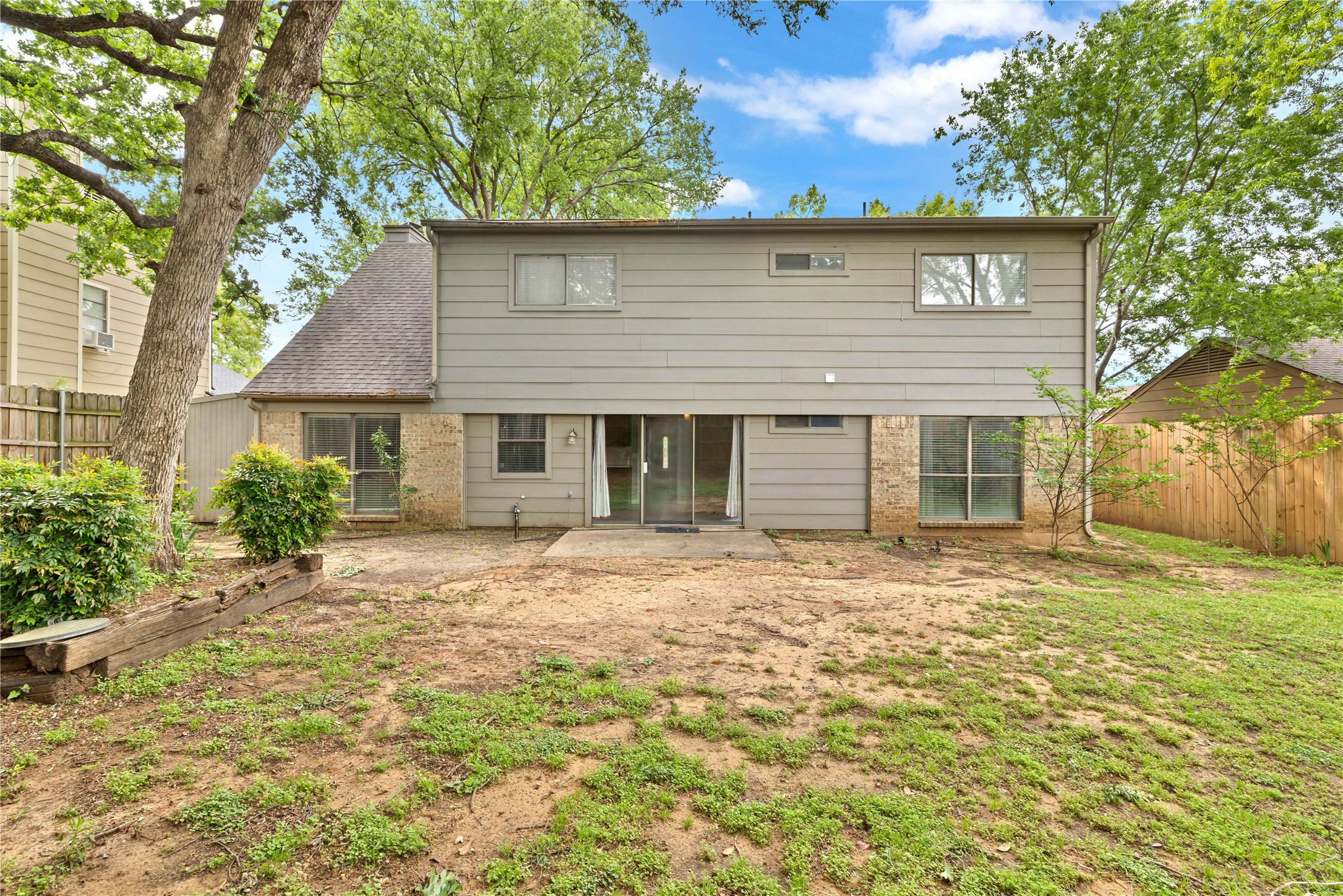 513 Harrington Lane Euless TX 76039