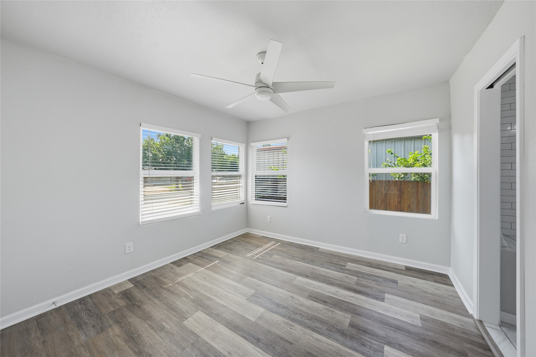 221 16th Street Grand Prairie TX 75050