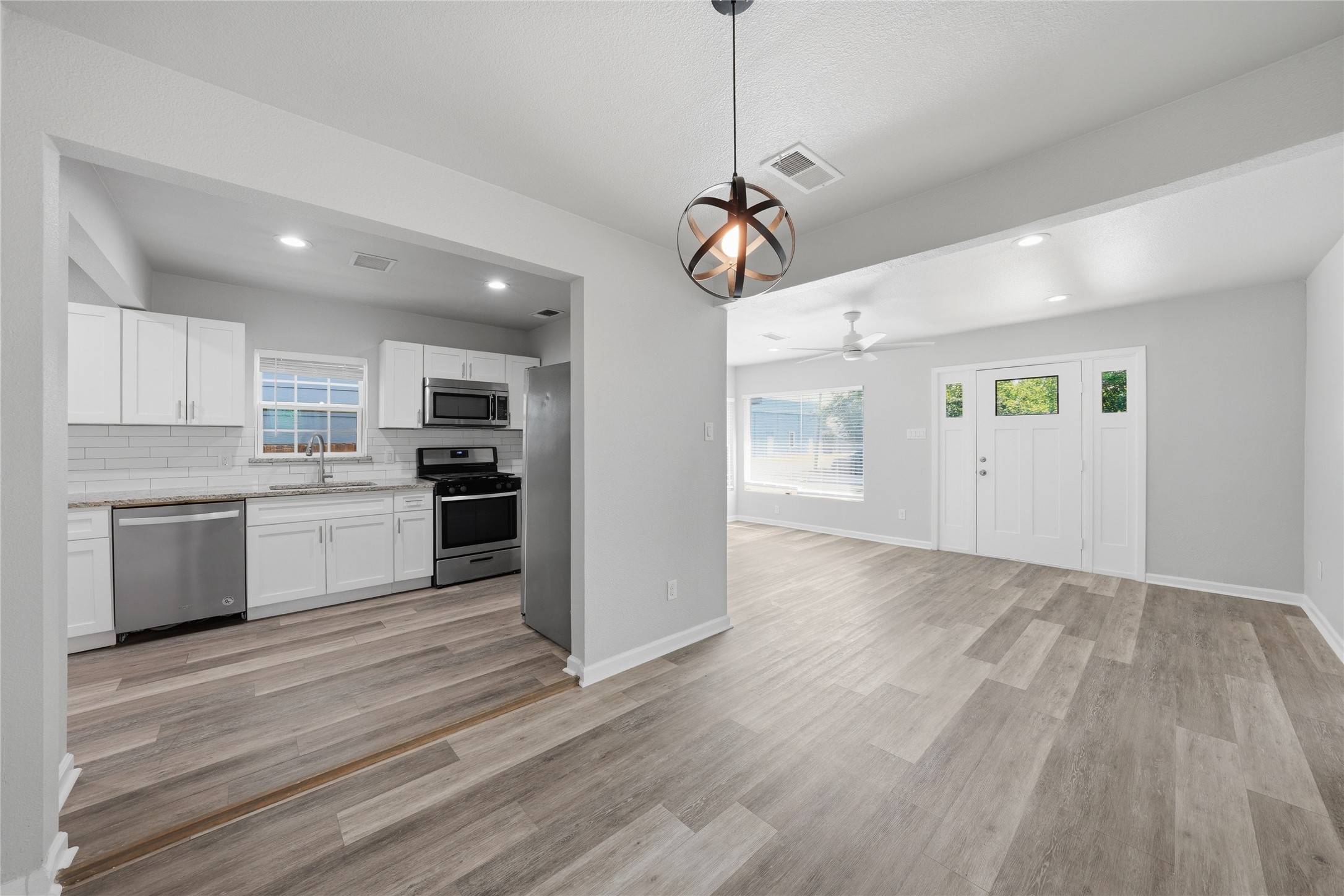 221 16th Street Grand Prairie TX 75050