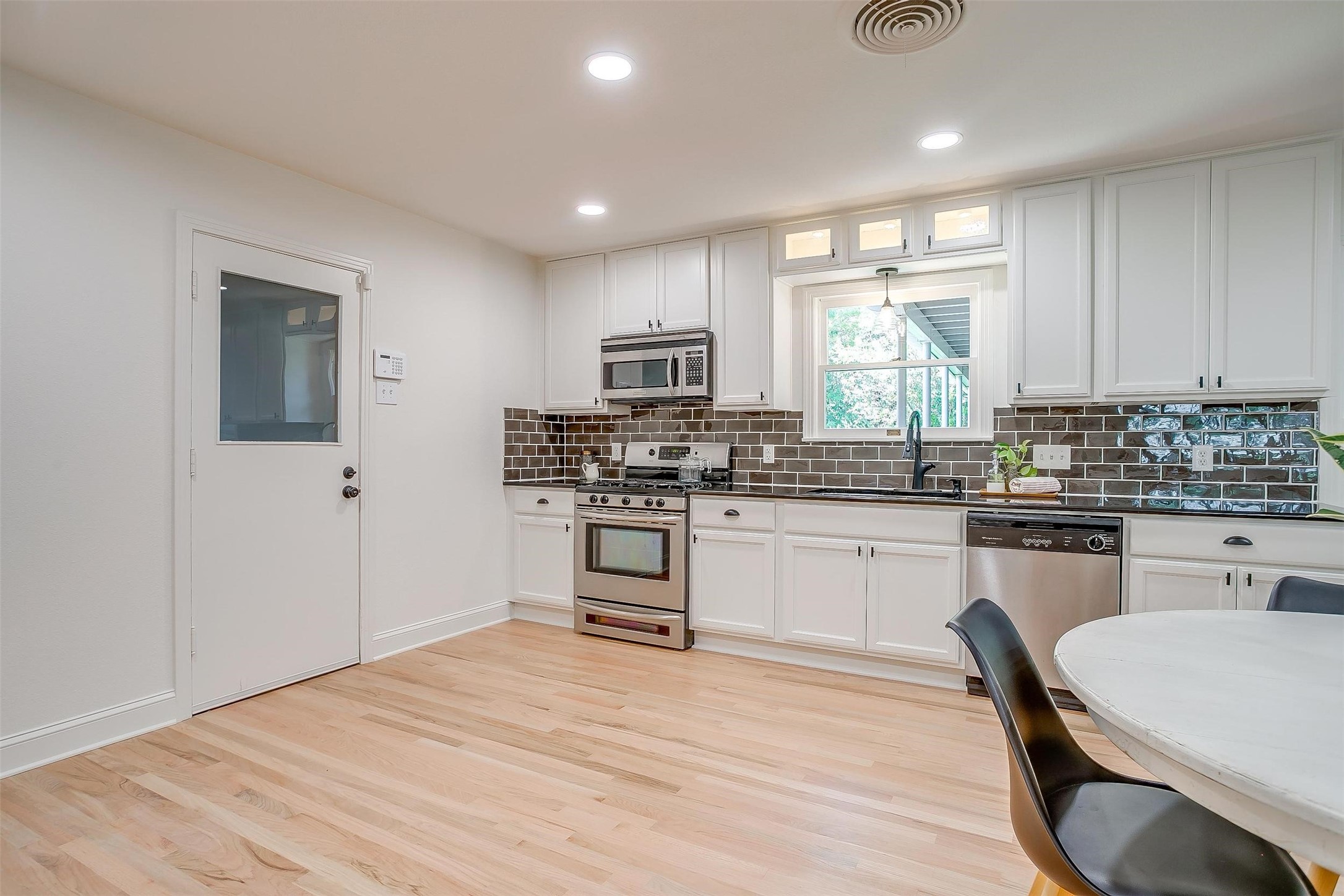 3937 Weyburn Drive Fort Worth TX 76109
