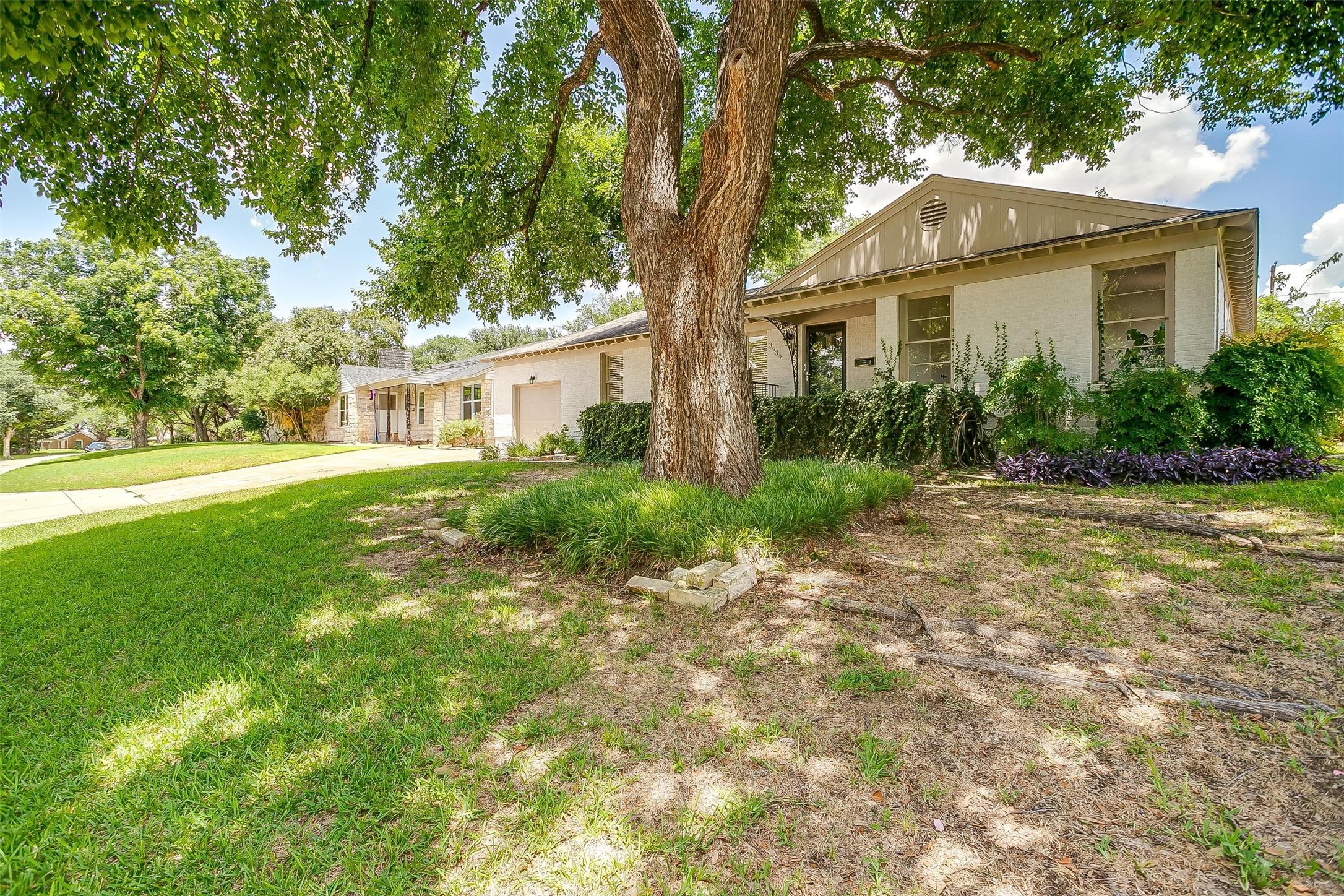 3937 Weyburn Drive Fort Worth TX 76109