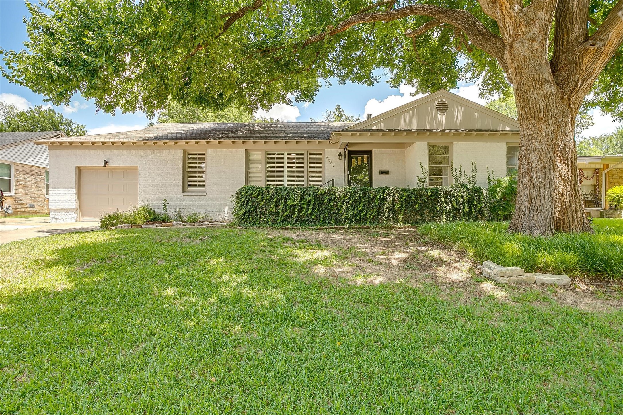 3937 Weyburn Drive Fort Worth TX 76109