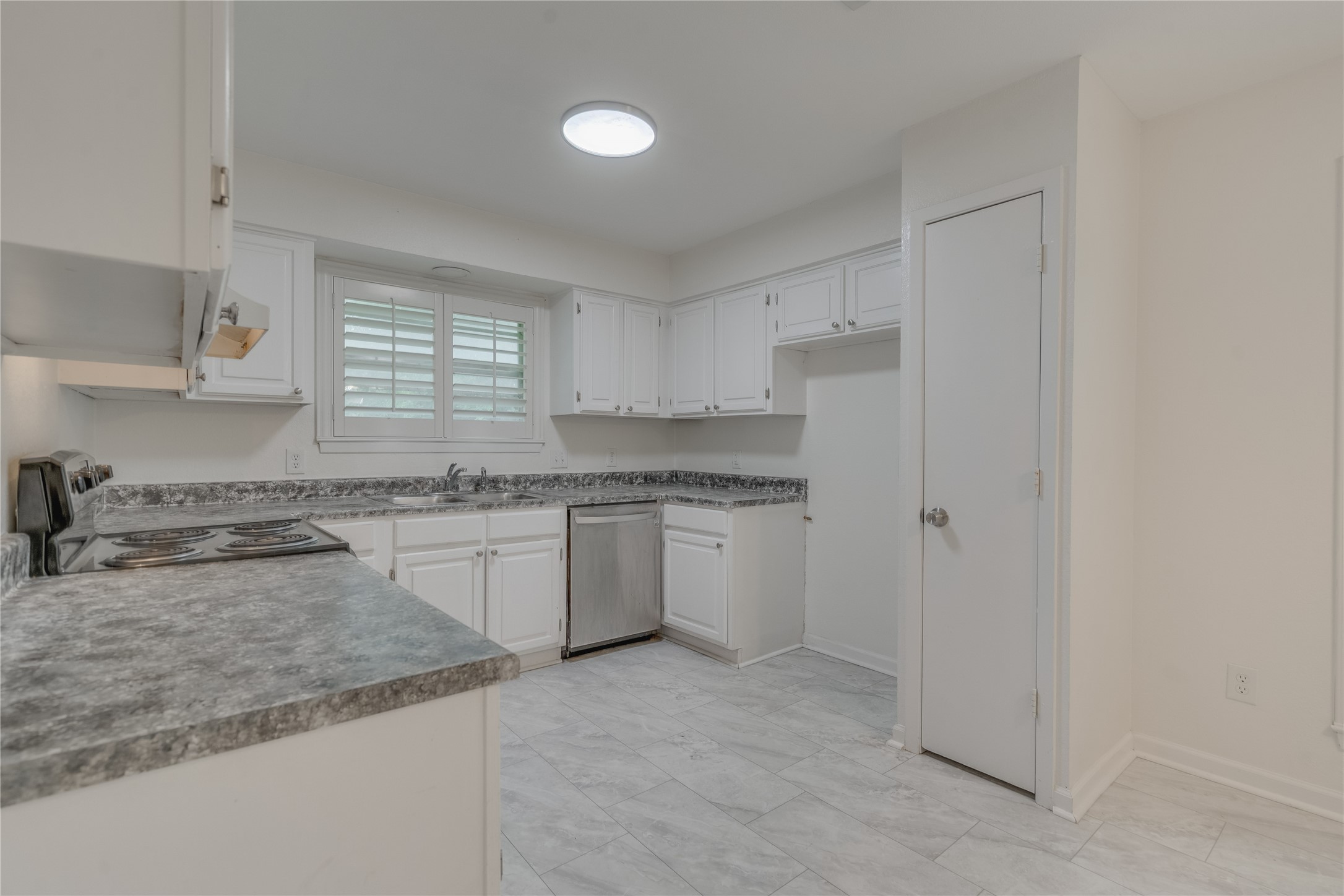 204 Blue Ridge Trail Saginaw TX 76179