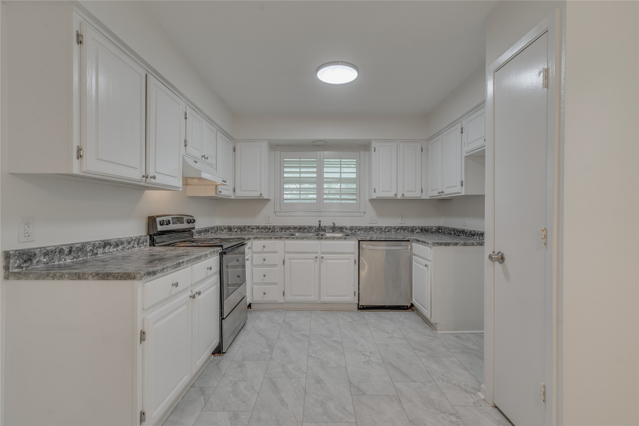 204 Blue Ridge Trail Saginaw TX 76179
